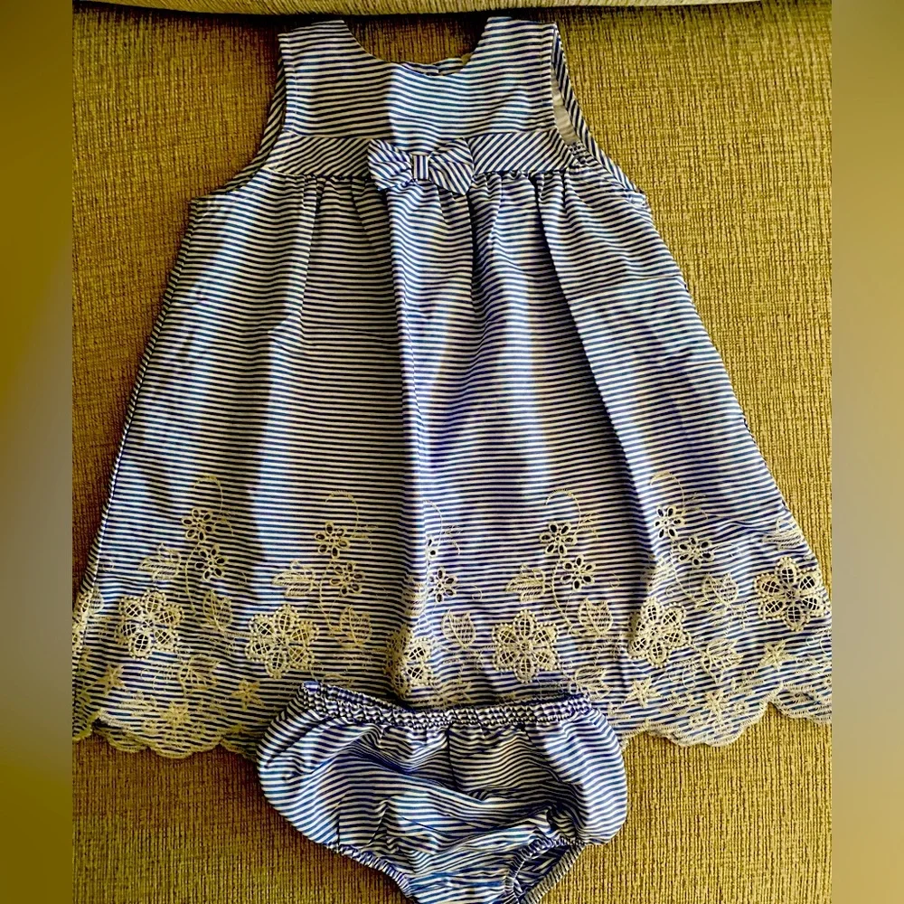 Dress - Picture 1 of 1